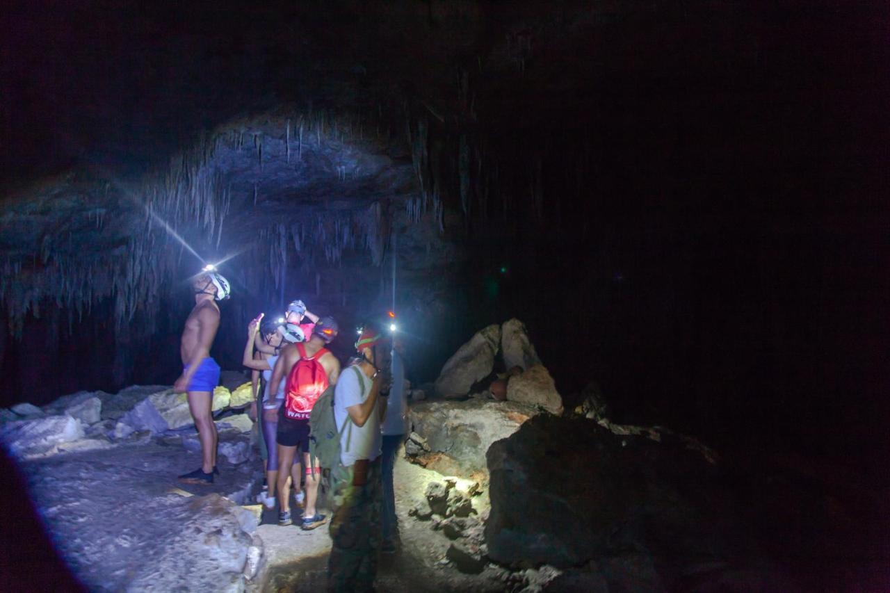 Sleeping Giant Rainforest Lodge Belmopan Bagian luar foto