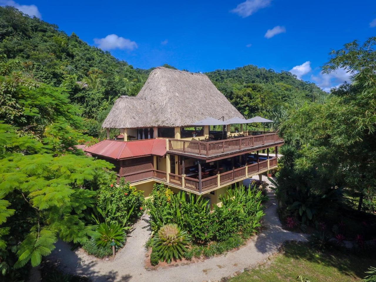 Sleeping Giant Rainforest Lodge Belmopan Bagian luar foto